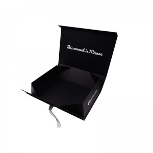 Folding Magnetic Gift Box for Apparel