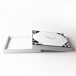 coperchio e base regalo per il latte