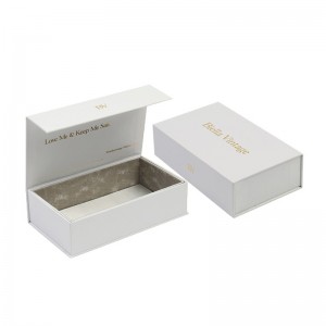 magnetic gift box for necklace