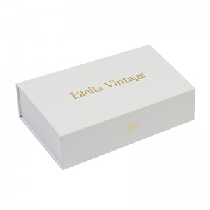 magnetic gift box for necklace