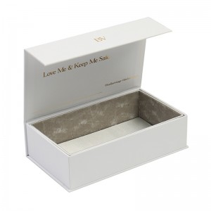 magnetic gift box for necklace