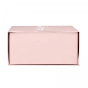 magnetic gift box with satin for jewellery