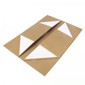 scatola regalo in carta ruvida