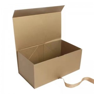 scatola regalo in carta ruvida